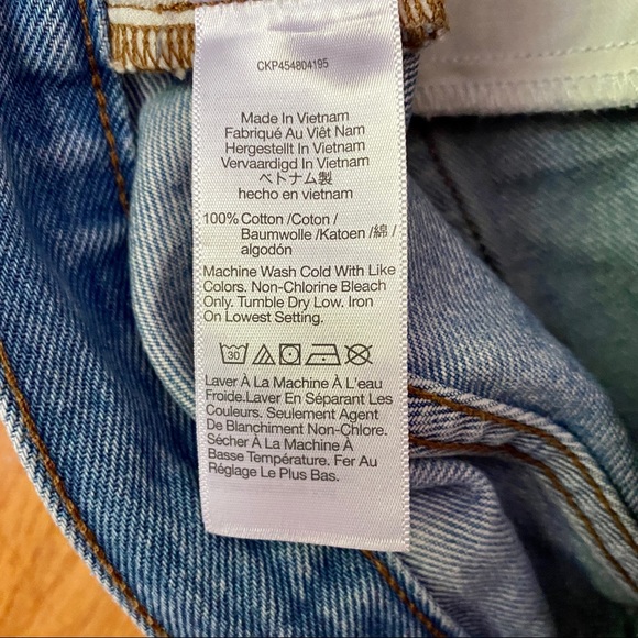 Madewell Relaxed Mid-Length Denim Shorts in Selton Wash 25 - Picture 5 of 7